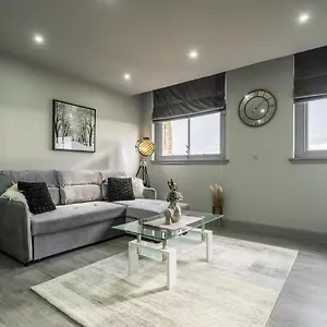Apartment Hotl Aparts, Huddersfield