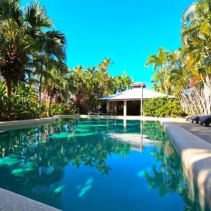 https://comfort-inn-suites-trinity-beach-club.queenslandhotels.net