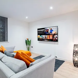Apartment 2-bedroom With Breathtaking Views In Holmfirth Village,, Huddersfield